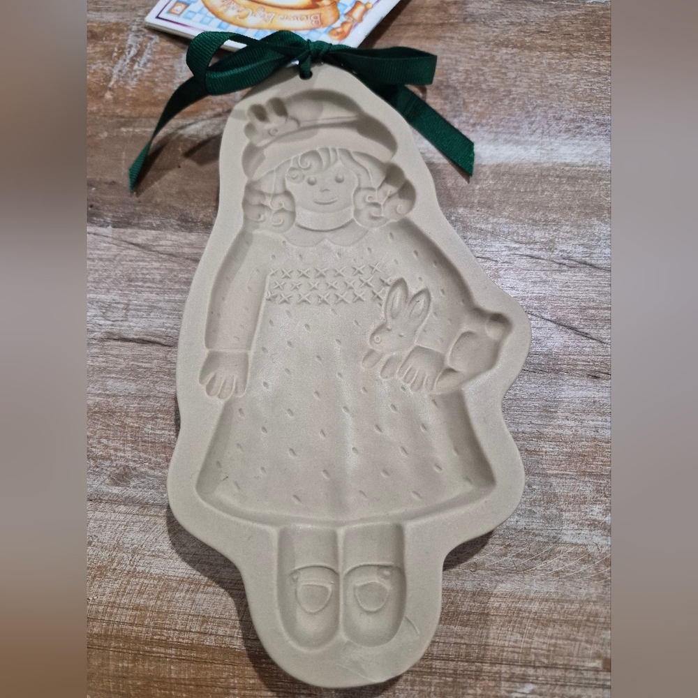 Vintage 1992 Hill Design Stoneware Style Cookie Mold with Girl and Bunny+ Recipe